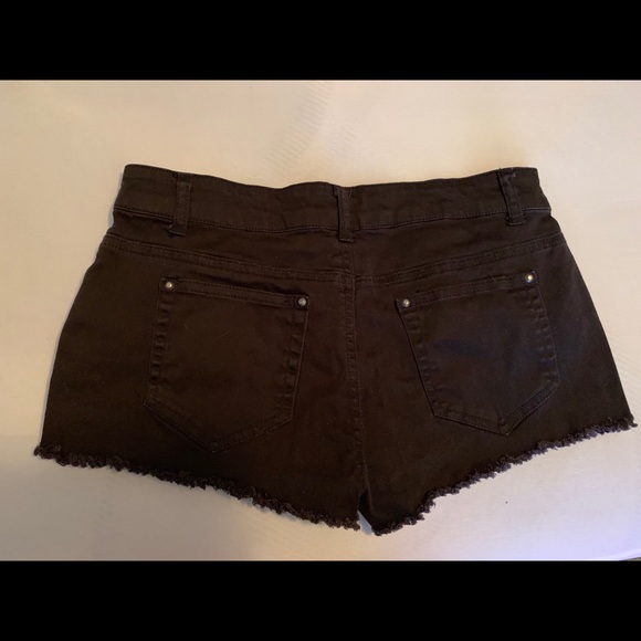 3 pairs of new shorts - Picture 4 of 6